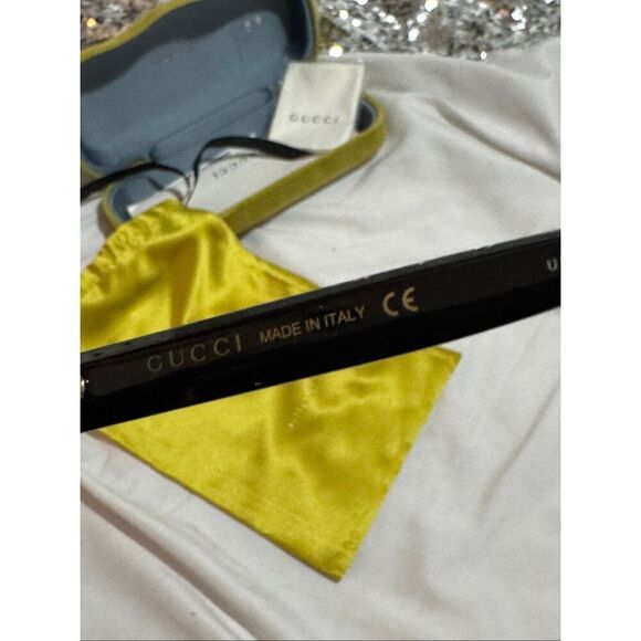 Gucci acetate star bee round frame sunglasses unisex mens/womens black main image 11